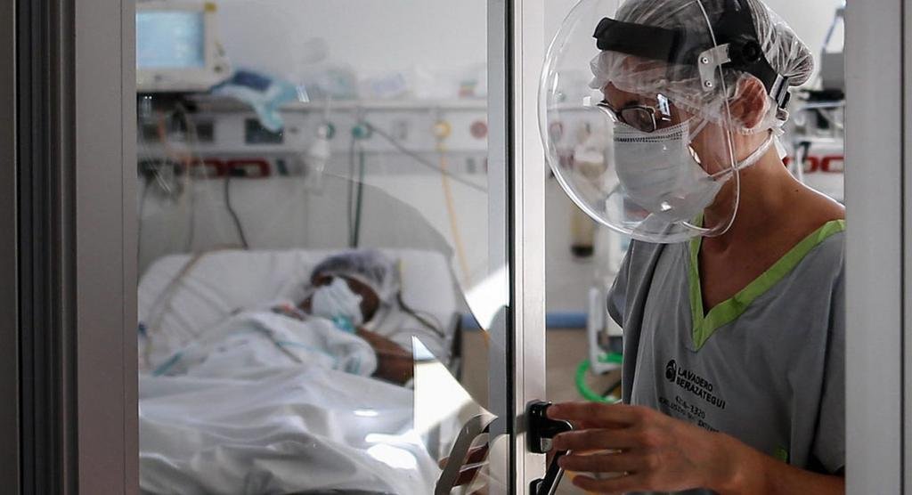 Otras tres muertes y 428 nuevos contagios en La Plata
