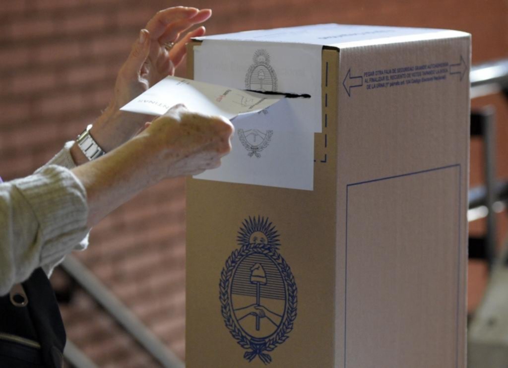 Cinco provincias ya buscan fijar un calendario electoral propio este año