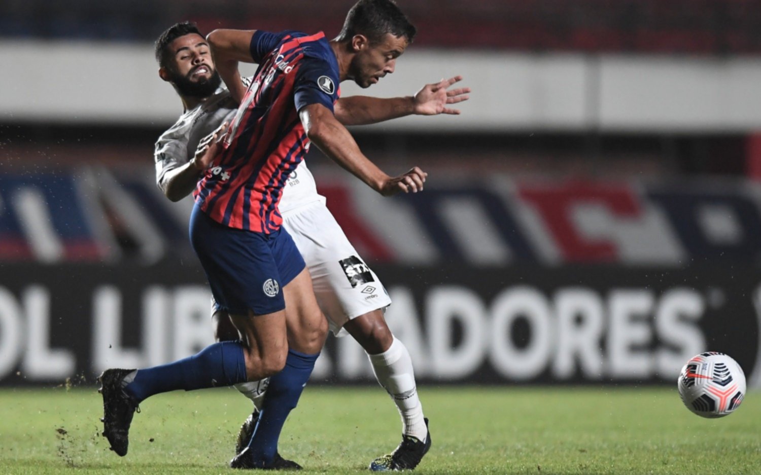 Copa Libertadores: San Lorenzo perdió 3-1 como local ante Santos y se complicó