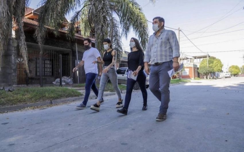 Supervisan obras de pavimentación en Quilmes Este