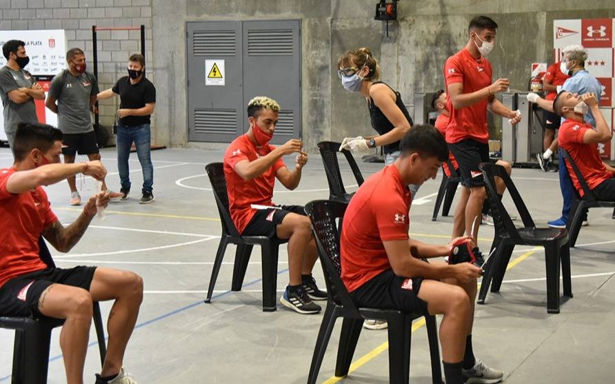 El Pincha informó los resultados de los testeos de Covid al plantel