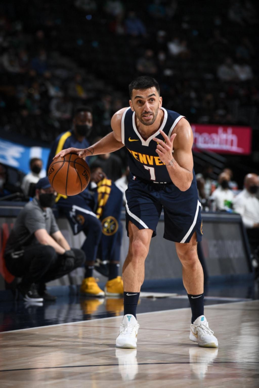 Los Nuggets de Campazzo dejaron escapar el triunfo