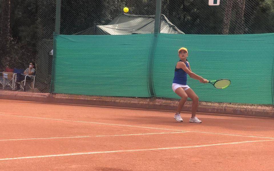 La historia de una crack platense: con 11 años se consolida como “promesa” en el tenis nacional