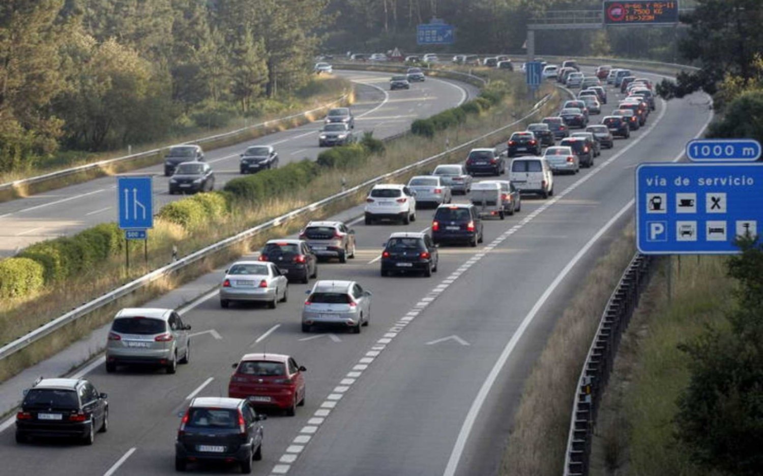 Nueva ley de cambio climático: los autos de combustión no podrán circular por España a partir del 2050 