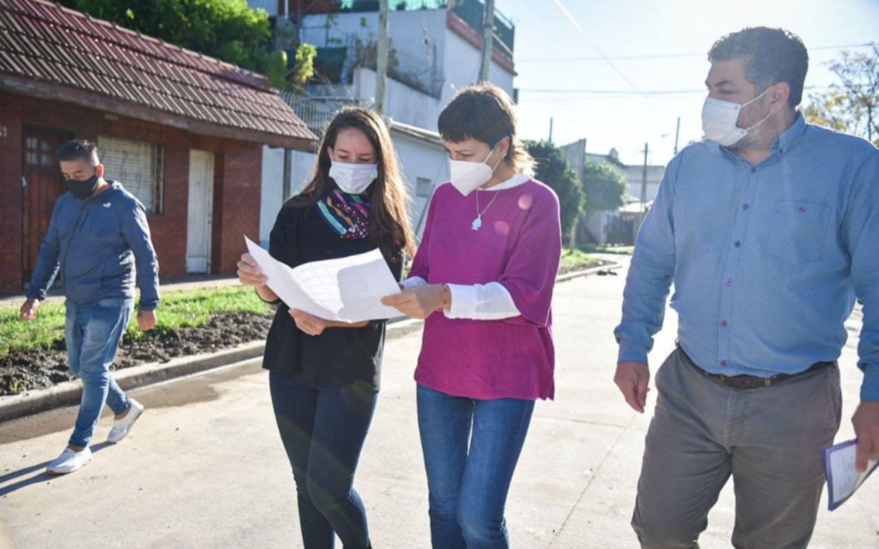Avance en asfaltos en barrio Kolynos