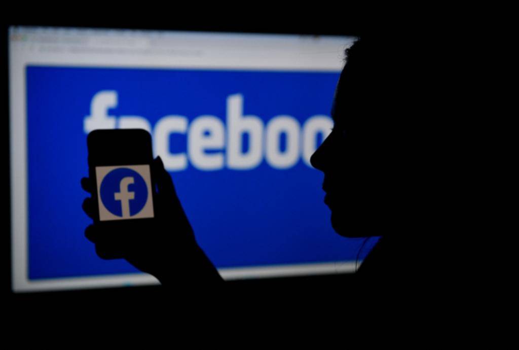 Usuarios de Facebook podrán pedir la eliminación de “contenido dañino”