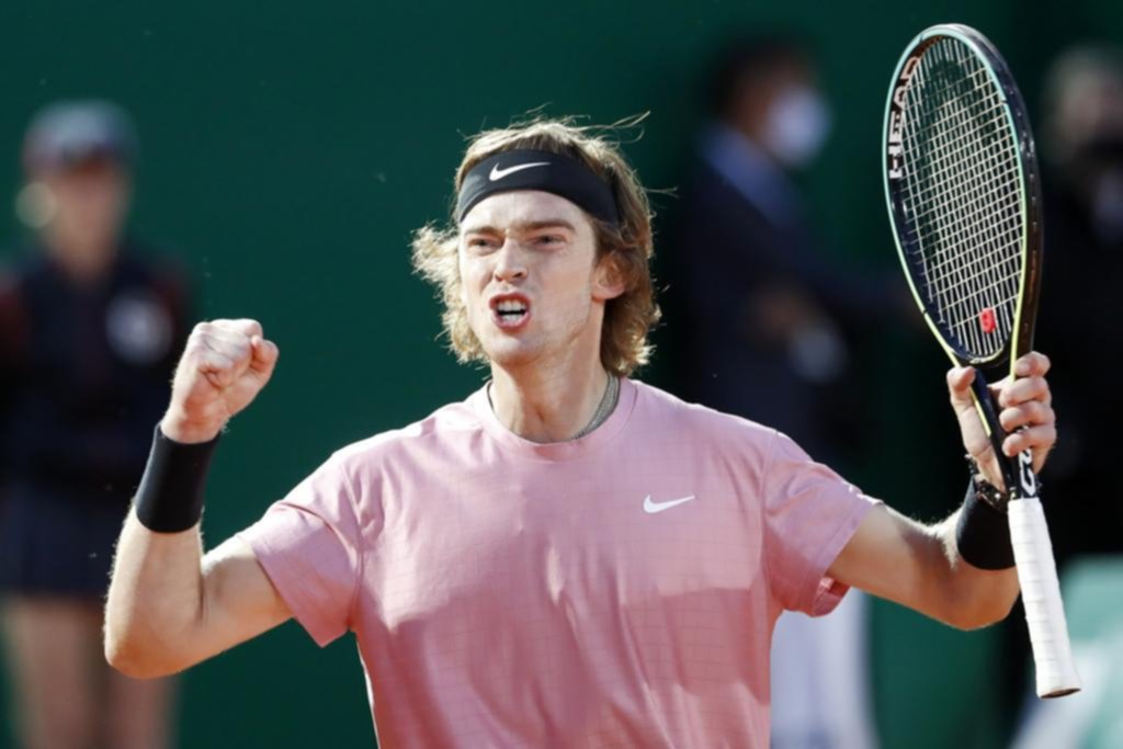 Rublev dio el gran batacazo y eliminó a Rafael Nadal