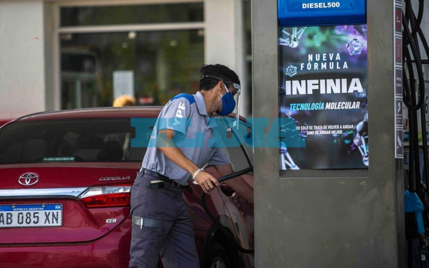 ¿Cuánto valen los combustibles en La Plata tras el nuevo aumento?