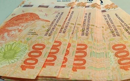 Bono de 15.000 pesos del Gobierno: quiénes lo recibirán y cuándo lo cobrarán