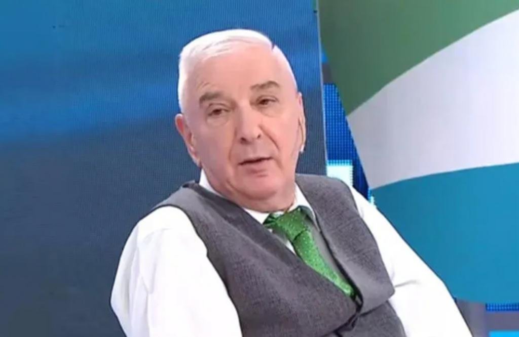 Jonatan Viale: “A mi padre le ofrecieron vacunarse por izquierda”