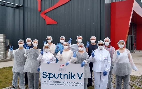 Un laboratorio argentino fabricó la vacuna Sputnik V y espera la aprobación de Rusia para hacerlo en serie