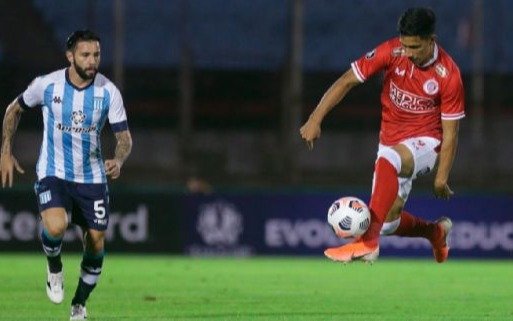 El director técnico que está muy cuestionado y dice que le "falta fortuna"