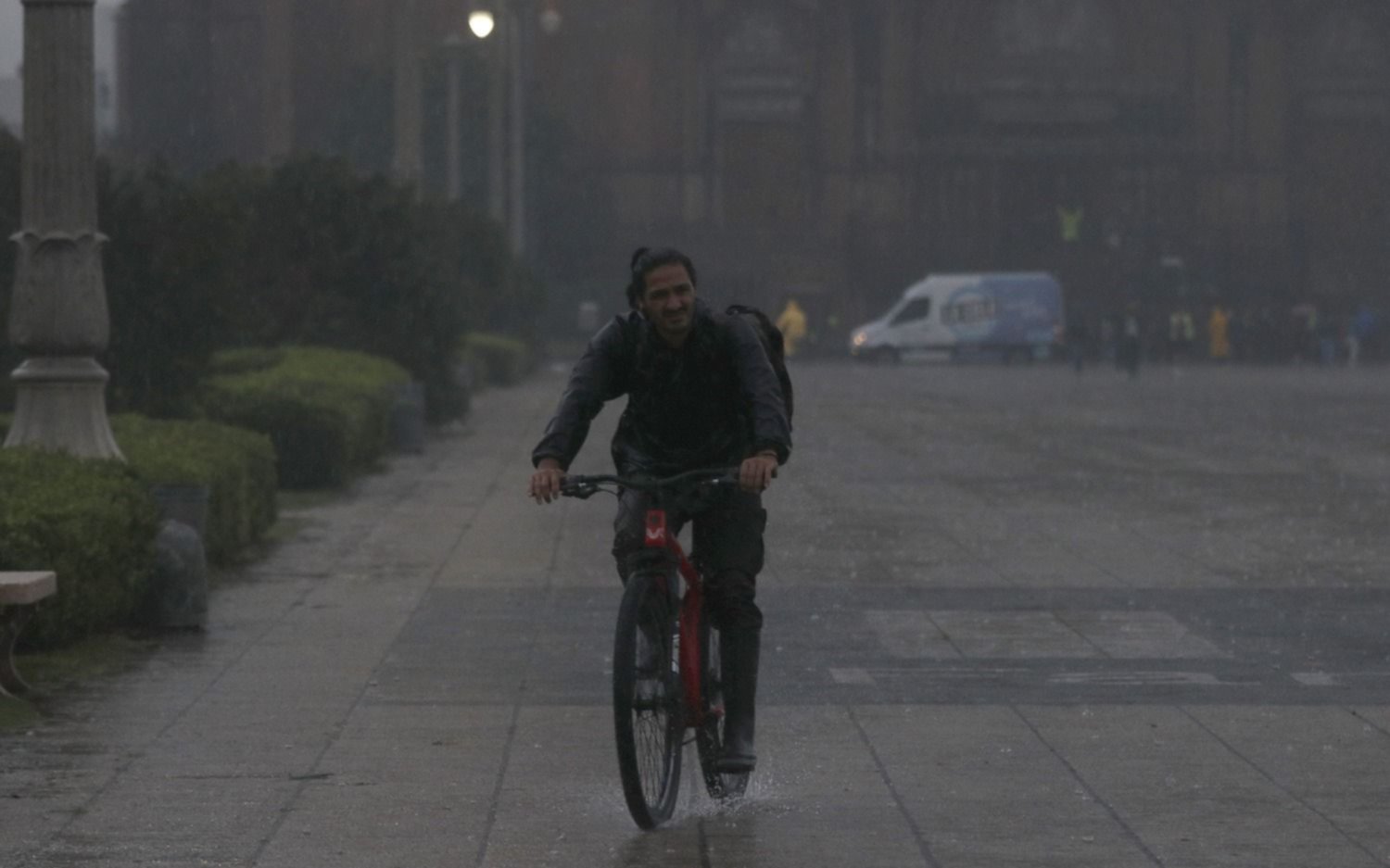 Alertan por tormentas con fuertes ráfagas para la Región 