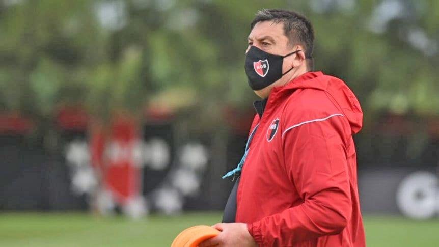 Germán Burgos aún no tiene el equipo, pero estudió al Lobo