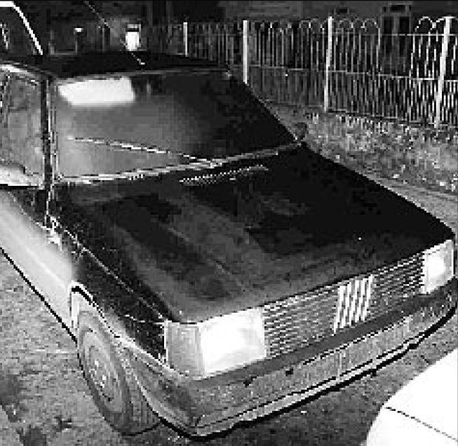 El crimen de los caños de escape, las manos manchadas y el “juguete” delator