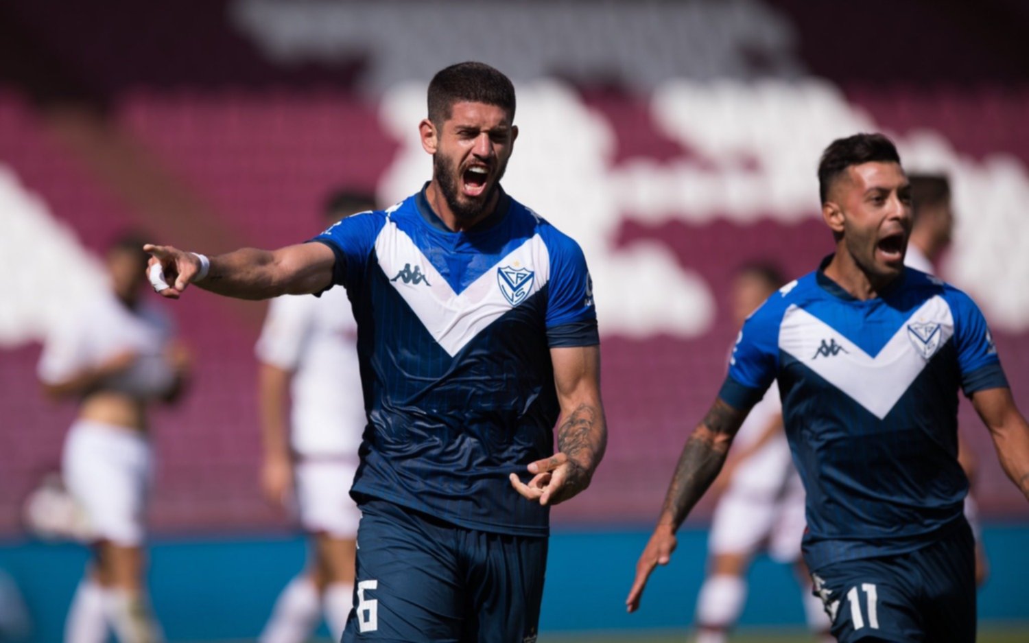Vélez se lo dio vuelta a Lanús y es el primer clasificado a cuartos de final