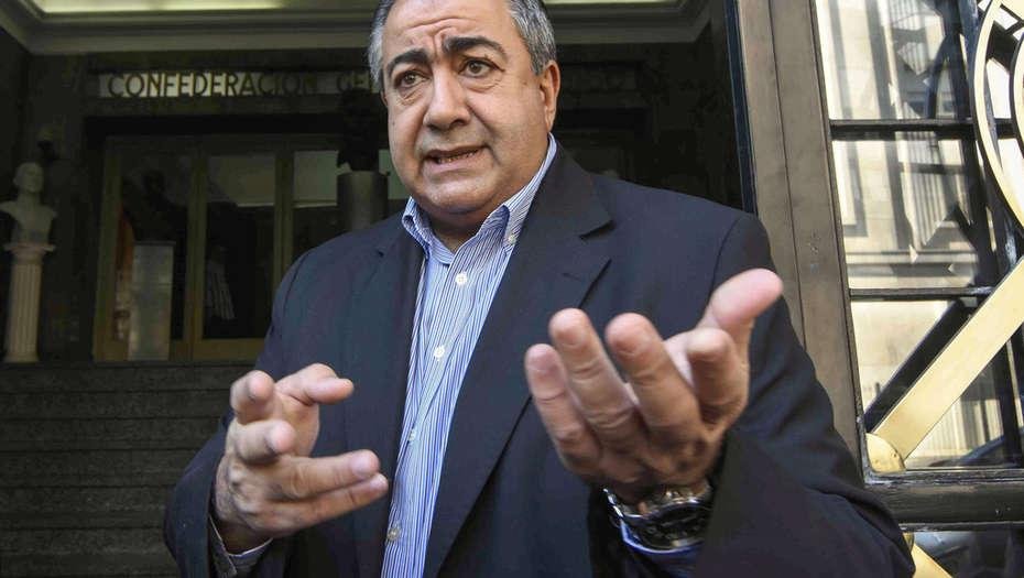 Con diferencias, se abre el debate por el sueldo mínimo