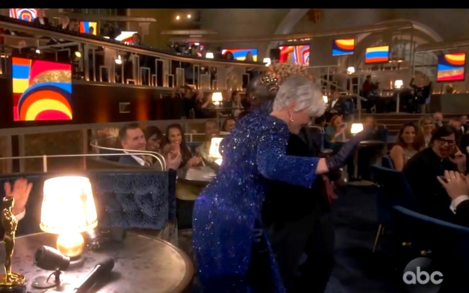 Glenn Close volvió a perder el Oscar pero "la rompió" con el perreo