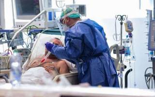 Dr. De Battista: "Con más de 20 mil casos diarios, el sistema sanitario no aguantará mucho más"