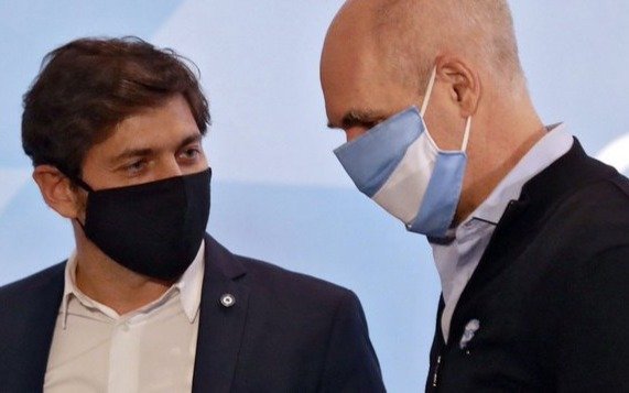 Nuevas restricciones en el AMBA: Kicillof define y Larreta pide esperar hasta el miércoles