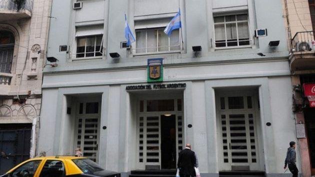 Alerta en el fútbol frente a una posible nueva suspensión