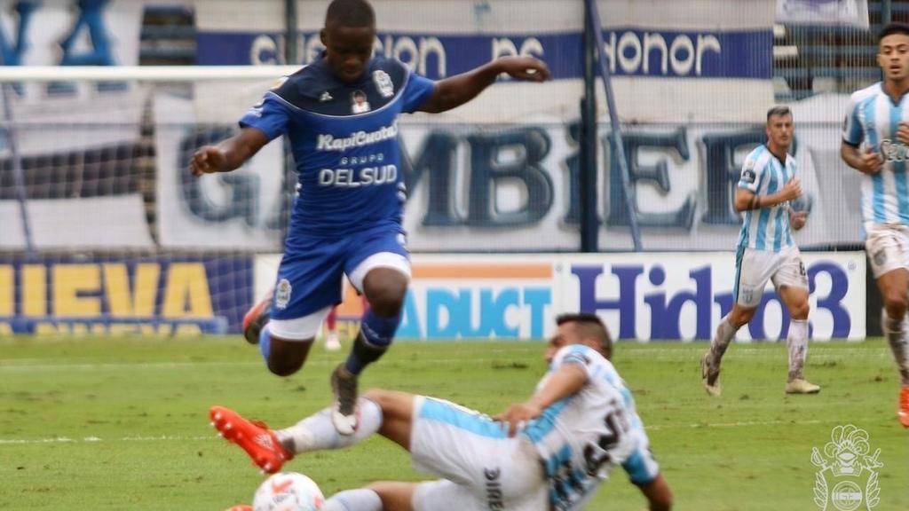 En Gimnasia piensan asegurarse a Johan Carbonero lo antes posible