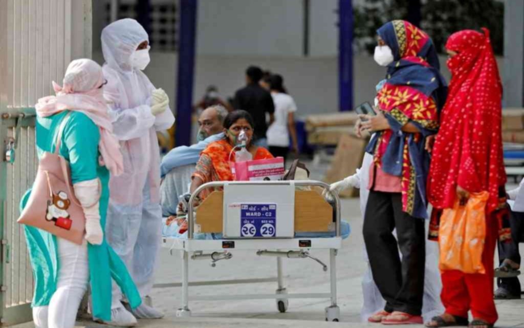 India superó las 3 mil muertes diarias por Covid