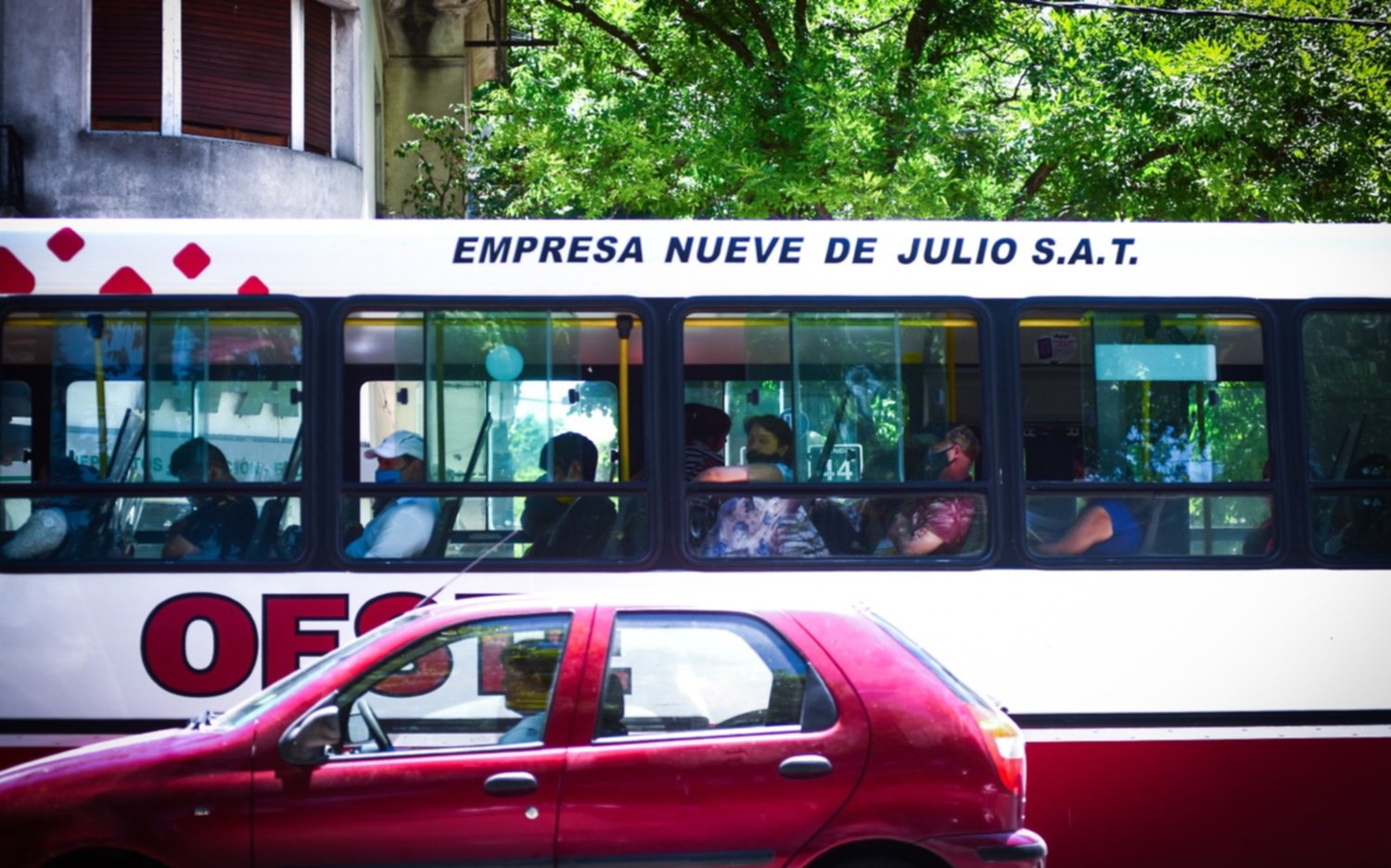 No se descarta un paro total de micros para la semana próxima