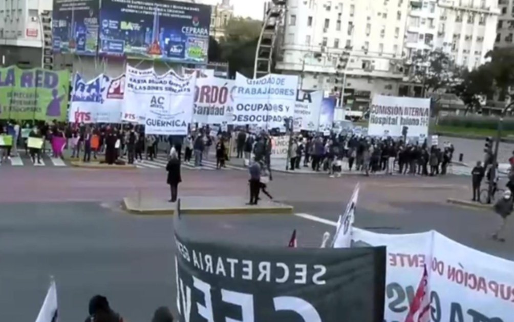 El Gobierno advirtió a organizaciones sociales que  "no vamos a permitir movilizaciones en bloque"