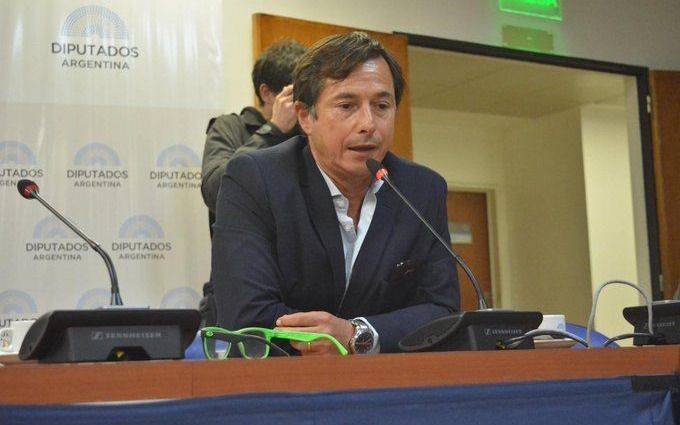 “Dejen de hacer política partidaria con las vacunas”