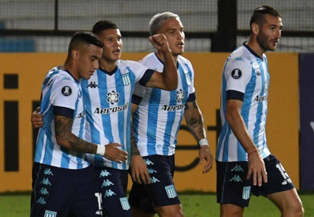 Racing estaba para el nocaut y terminó abrazado al éxito