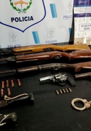 Tras una discusión vecinal, tiró al aire y quedó preso