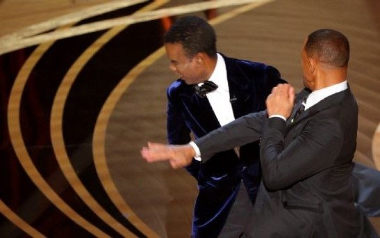 Will Smith renunció a la Academia de Hollywood