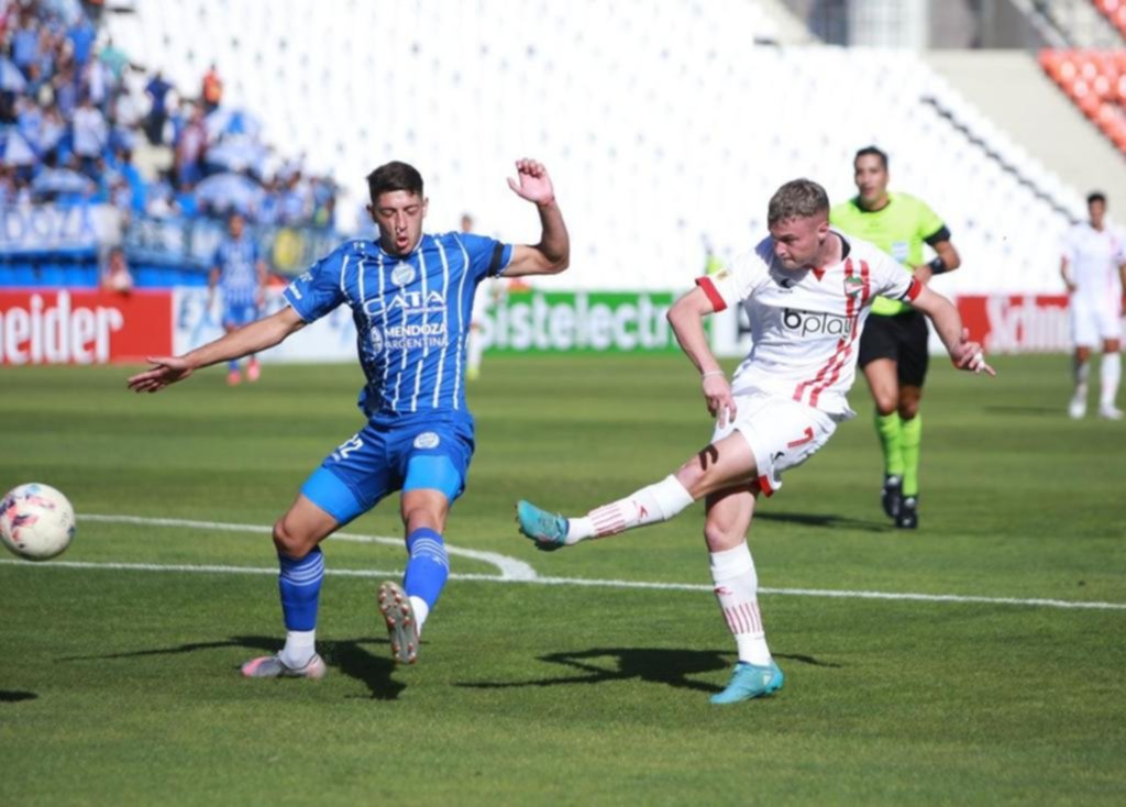 Regreso inmediato y a pensar en el partido con Vélez, por la Copa