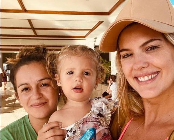 Mery del Cerro llevó a la niñera de vacas y se abrió la grieta