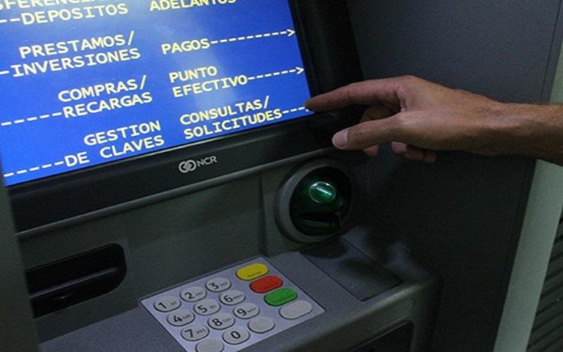 Otra cautelar contra un banco por las estafas online