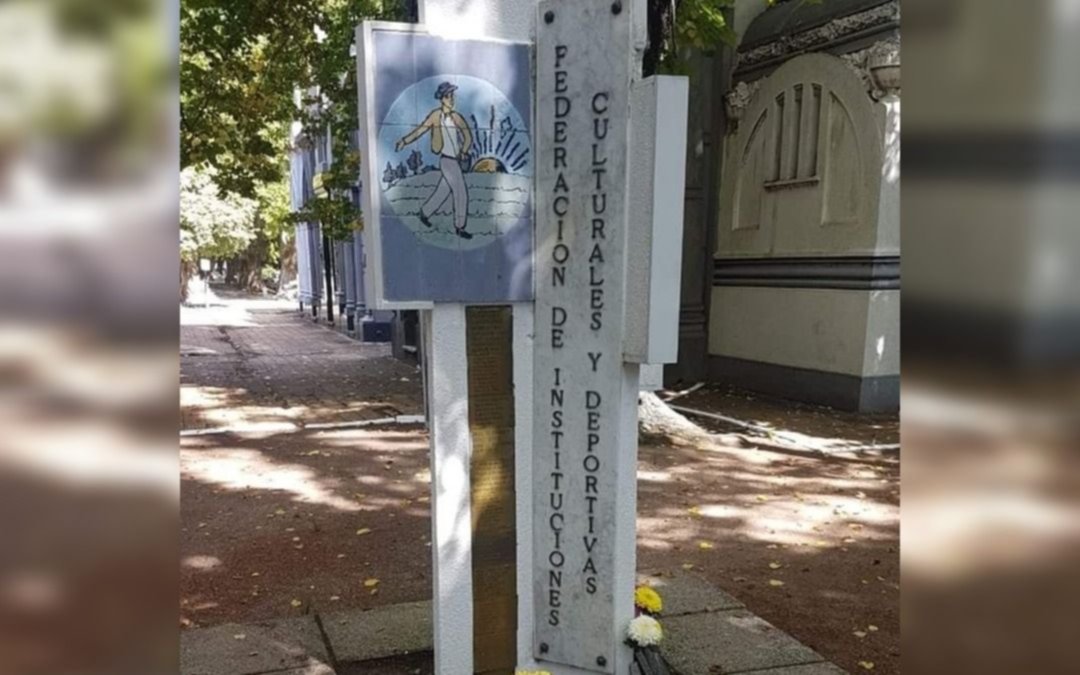 La Federación de Instituciones homenajea a dirigentes fallecidos