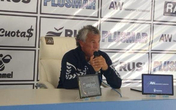 “No estoy para pensar cómo toma un jugador salir del equipo: lógico que no le guste”