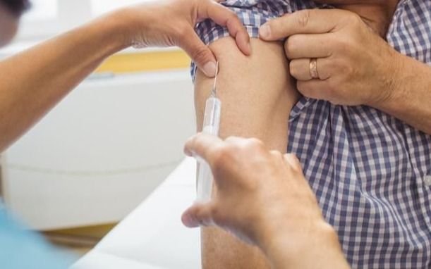 El PAMI anunció el inicio de la campaña antigripal: quiénes, cuándo y dónde podrán aplicarse la vacuna