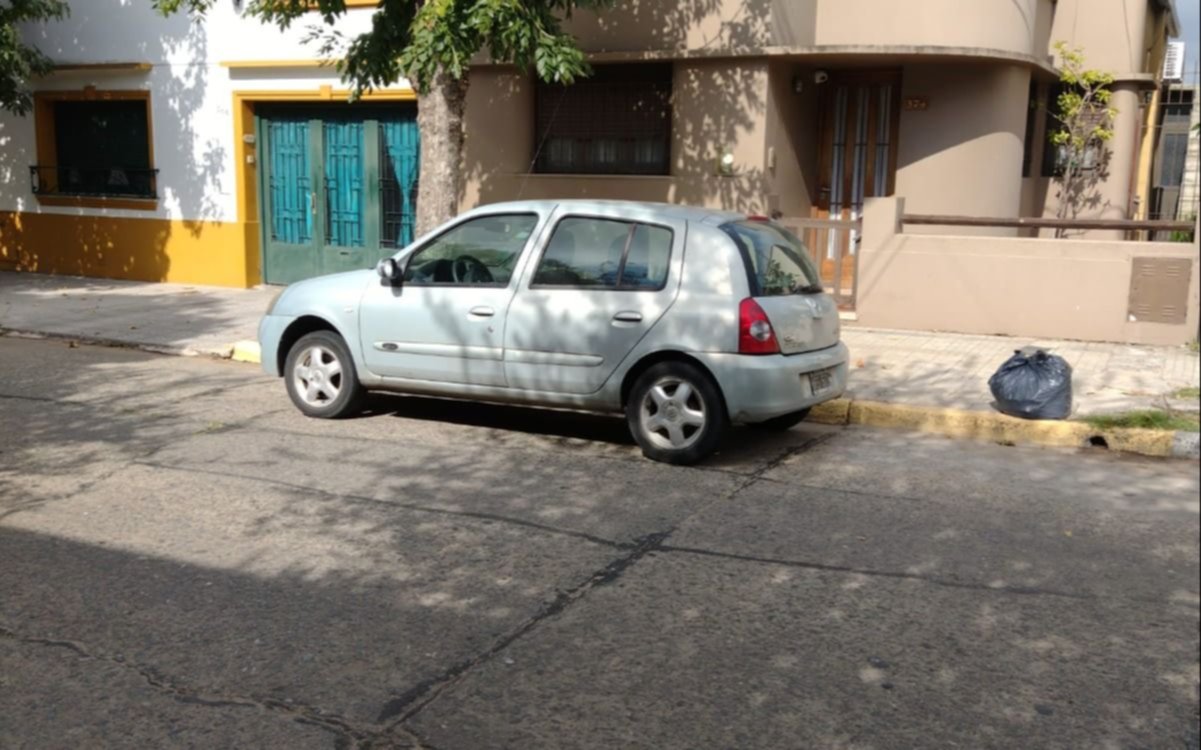 Estacioná dónde quieras llegó hasta Tolosa para "visitar" a los vecinos