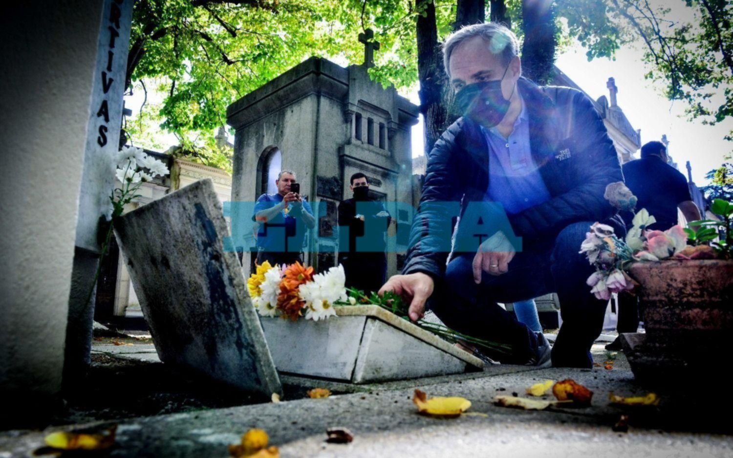 Sentido homenaje a dirigentes fallecidos de instituciones platenses