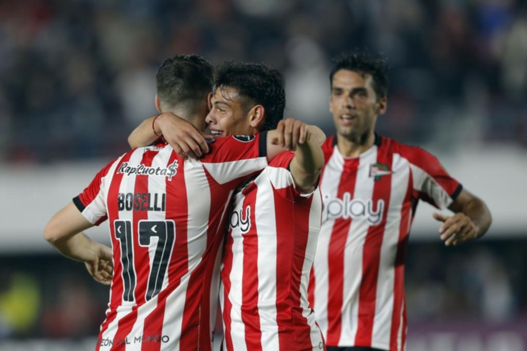 Estudiantes se quiere regalar otra alegría