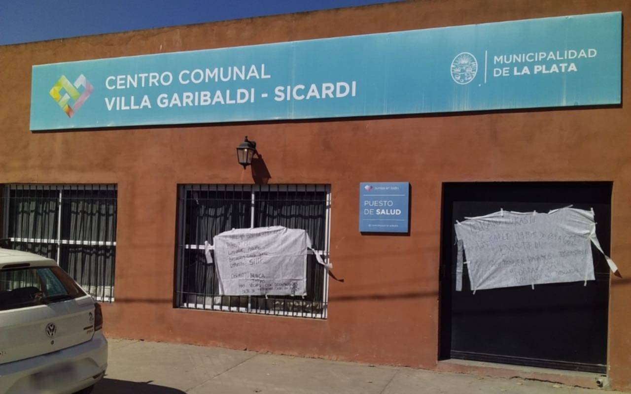 Vecinos de Sicardi se hacen oír en la delegación municipal por el arreglo de calles, luminarias y zanjeo