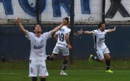 Quilmes sueña con los tres puntos