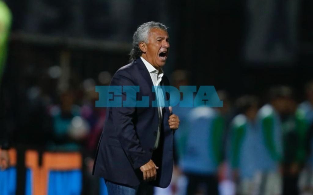 Néstor Gorosito: "Nos vamos con bronca por haber perdido en casa"