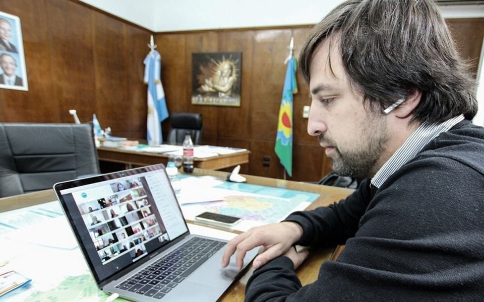Kreplak reveló desde dónde se realizó el hackeo a su teléfono