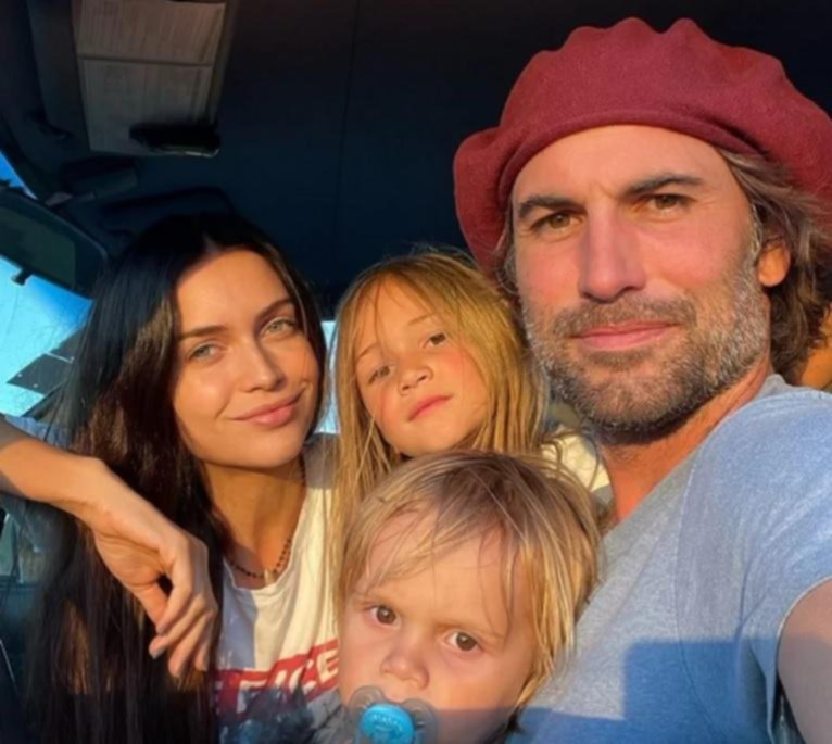 Zaira Nara desmintió su crisis con una foto familiar
