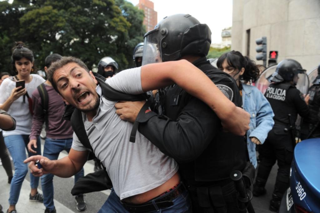 Crisis, reclamos y despidos: ¿Qué pasa en el Incaa?