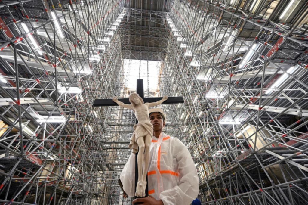 Notre Dame comienza a renacer tres años después del incendio