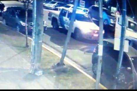 Robó un auto incautado y lo llevó hasta su lavadero